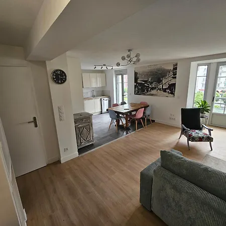 Le Chaleureux Lourdes Hyper Centre Apartment Exterior photo